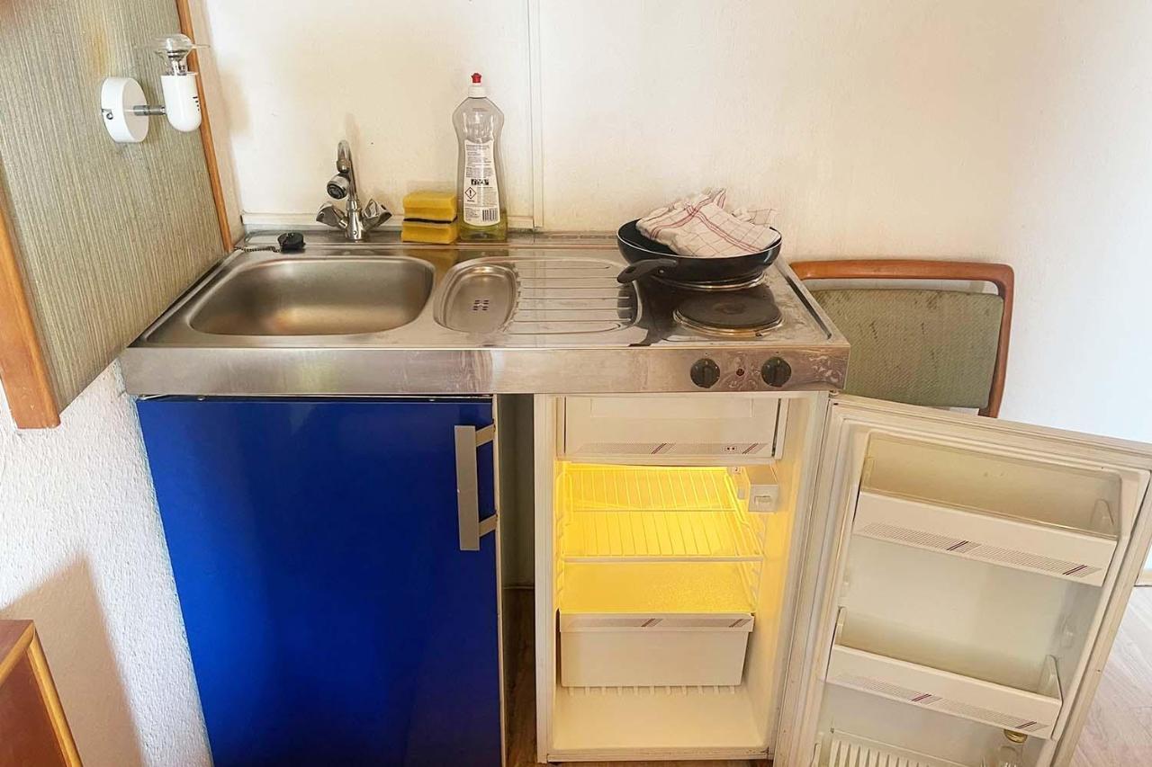 One Room Apartment In ברגיש גלאדבך מראה חיצוני תמונה