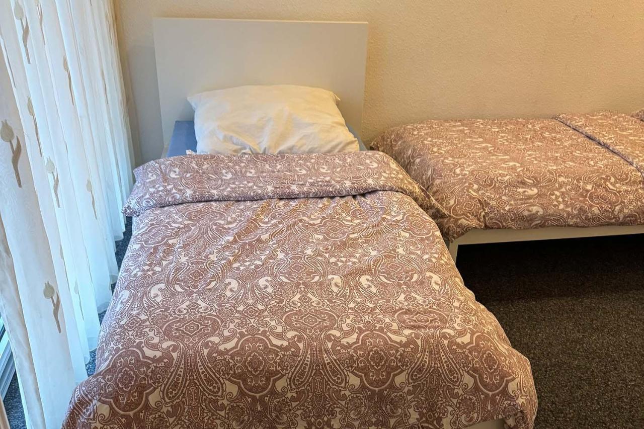 One Room Apartment In ברגיש גלאדבך מראה חיצוני תמונה