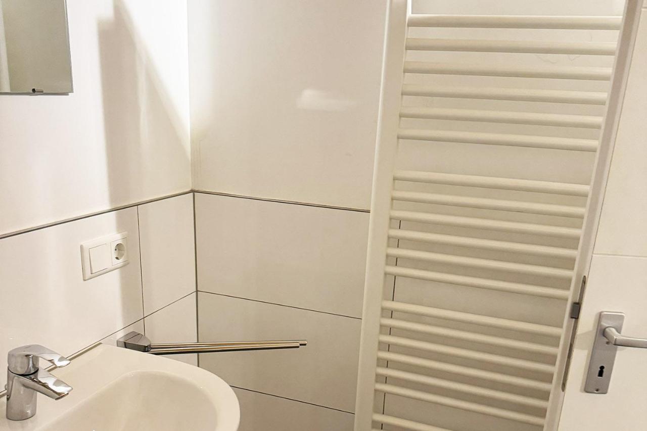 One Room Apartment In ברגיש גלאדבך מראה חיצוני תמונה