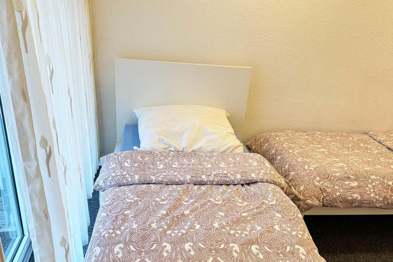 One Room Apartment In ברגיש גלאדבך מראה חיצוני תמונה
