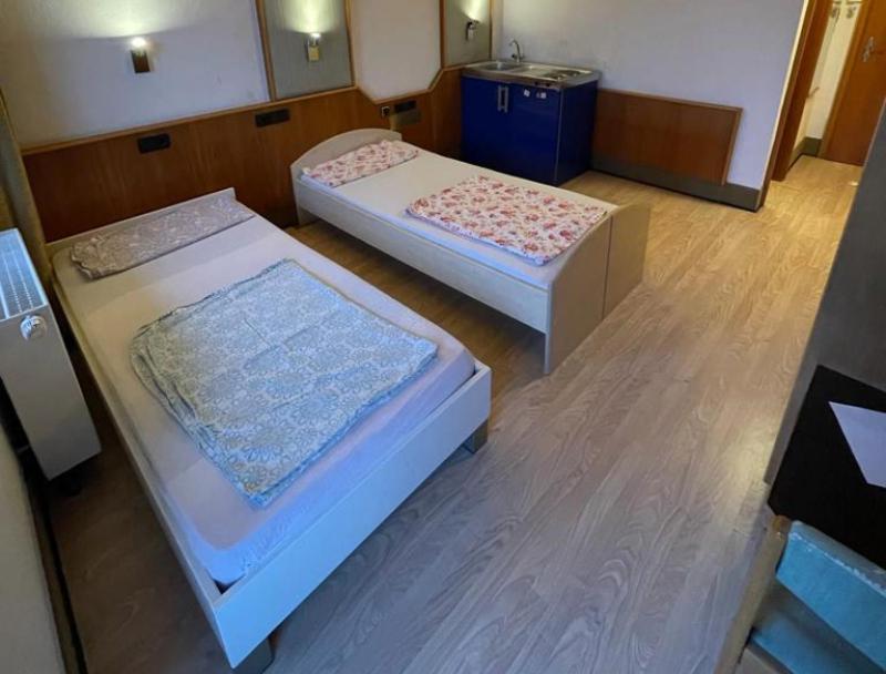 One Room Apartment In ברגיש גלאדבך מראה חיצוני תמונה
